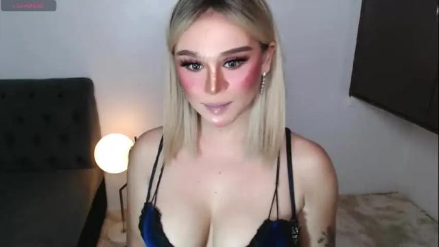 Image 12 of superh0tangelxx Stream on Chaturbate on 26 days ago