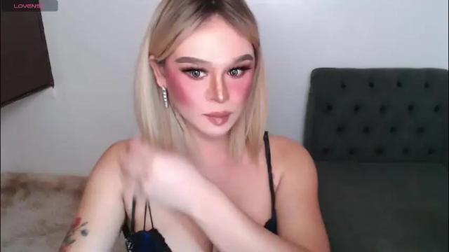 Image 12 of superh0tangelxx Stream on Chaturbate on 2 months ago