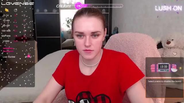 Image 3 of superhotgirlhere Stream on Chaturbate on 13 months ago