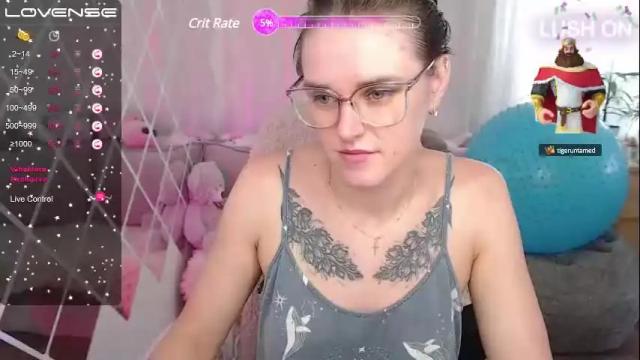 Image 7 of superhotgirlhere Stream on Chaturbate on 23 days ago