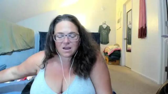 Image 3 of supervagtastic Stream on Chaturbate on 13 months ago