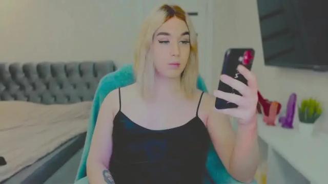 Image 2 of suprremedream Stream on Chaturbate on 14 months ago