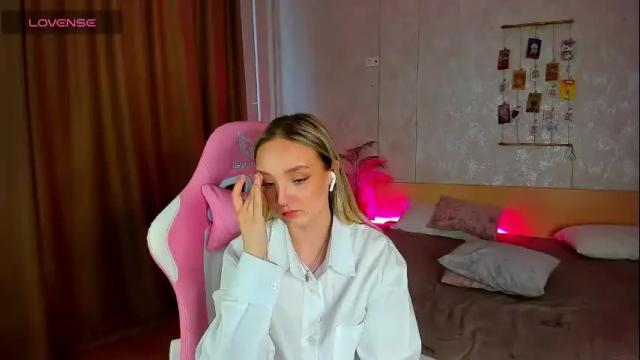 Image 6 of susan__clark Stream on Chaturbate on 21 days ago