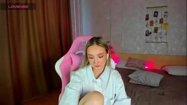 Image 8 of susan__clark Stream on Chaturbate on 21 days ago