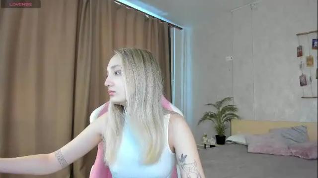 Image 2 of susan__clark Stream on Chaturbate on 14 days ago