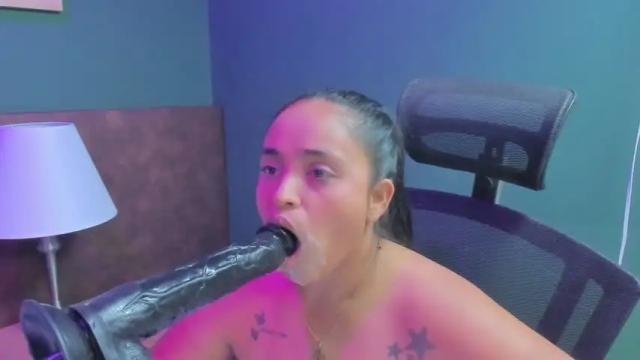 Image 12 of susan_bigass Stream on Chaturbate on 17 months ago