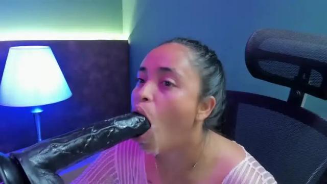 Image 12 of susan_bigass Stream on Chaturbate on 17 months ago