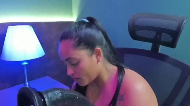 Image 10 of susan_bigass Stream on Chaturbate on 17 months ago