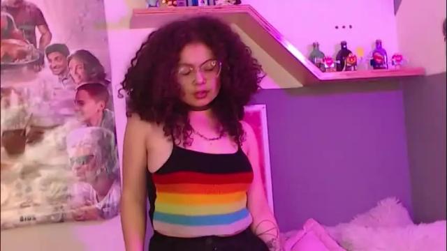 Image 6 of susan_bluee Stream on Chaturbate on 1 month ago