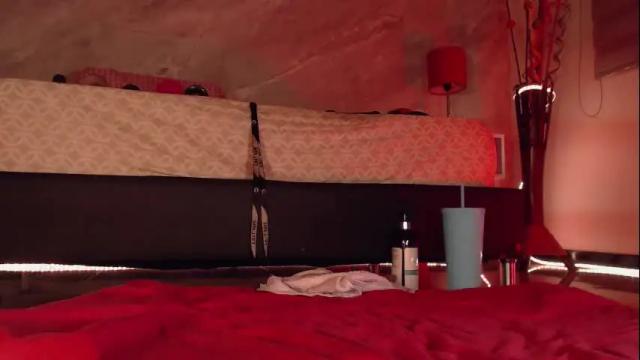 Image 10 of susan_hottie_ Stream on Chaturbate on 23 days ago
