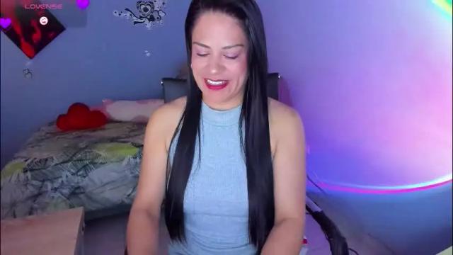 Image 3 of susan_ramires Stream on Chaturbate on 1 month ago