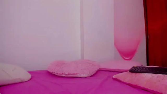 Image 2 of susana_98 Stream on Chaturbate on 16 months ago