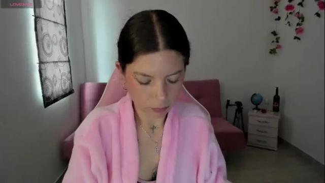 Image 12 of susana_garciaa Stream on Chaturbate on 1 month ago
