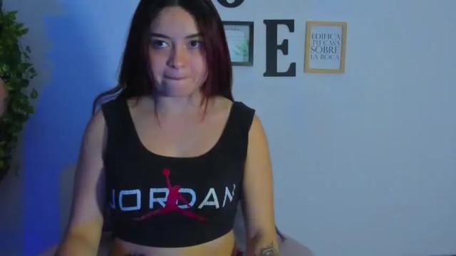 Image 3 of susie_kiss Stream on Chaturbate on 16 months ago