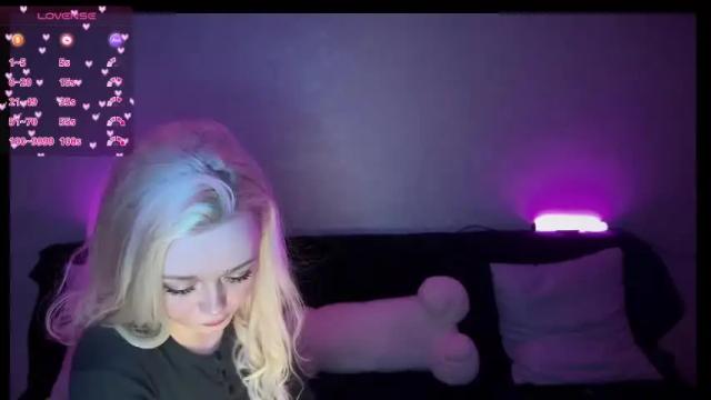 Image 6 of susieevans Stream on Chaturbate on 3 months ago