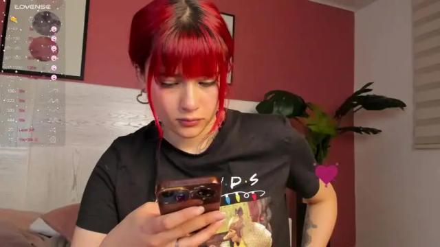 Image 3 of susssan_ferry Stream on Chaturbate on 16 months ago