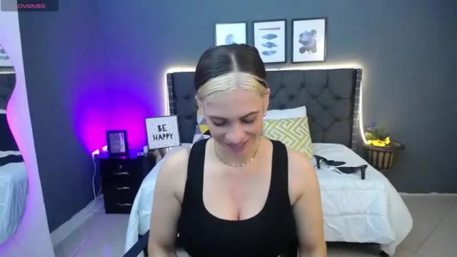 Image 8 of sussy__stone Stream on Chaturbate on 13 months ago