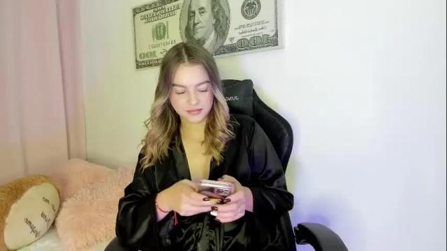 Thumbnail 1, suzan__cooper2's Stream at Chaturbate, 3 months ago