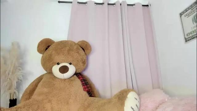 Thumbnail 3, suzan__cooper2's Stream at Chaturbate, 1 month ago