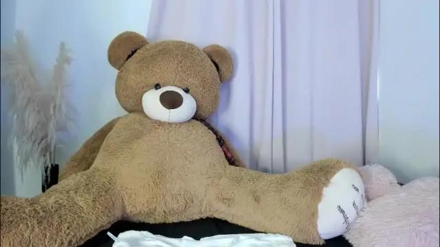 Image 11 of suzan__cooper2 Stream on Chaturbate on 1 month ago