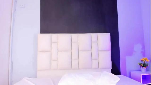 Image 4 of suzanelee Stream on Chaturbate on 9 days ago