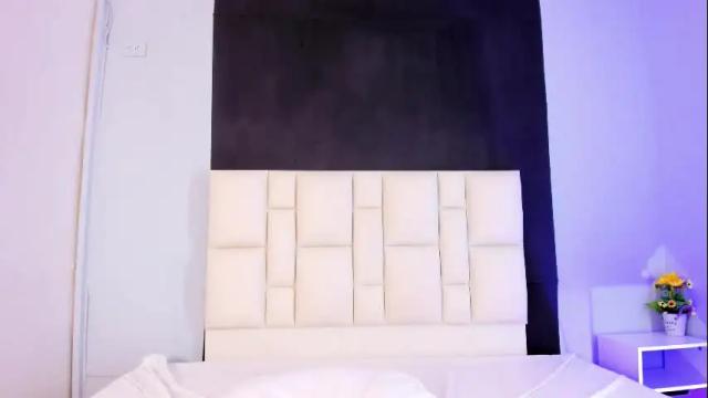 Image 8 of suzanelee Stream on Chaturbate on 8 months ago