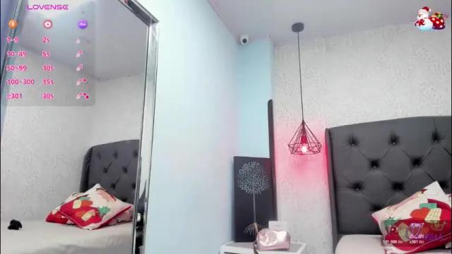 Image 7 of suzetmonaco Stream on Chaturbate on 1 month ago