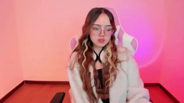 Thumbnail 1, suzumi_'s Stream at Chaturbate, 13 months ago