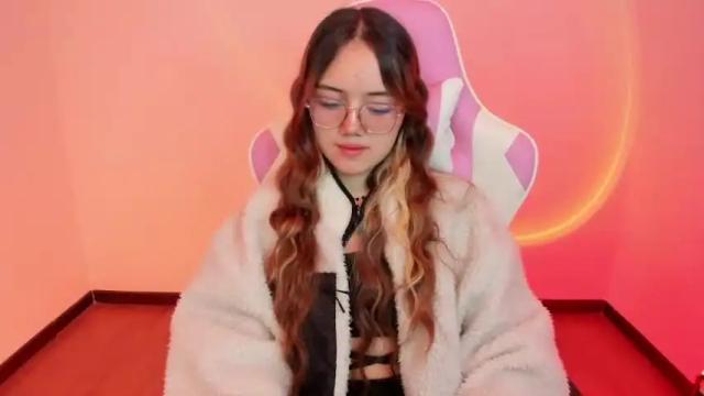 Image 4 of suzumi_ Stream on Chaturbate on 13 months ago
