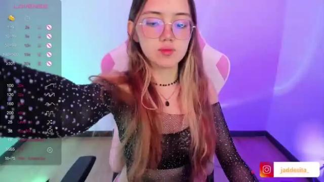 Image 3 of suzumi_ Stream on Chaturbate on 13 months ago