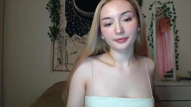 Image 8 of sweeet_baby0 Stream on Chaturbate on 14 months ago