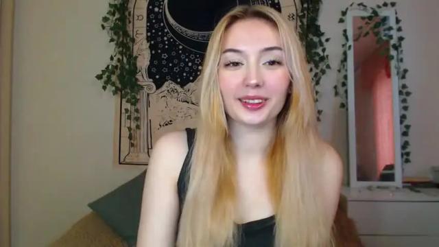 Image 4 of sweeet_baby0 Stream on Chaturbate on 14 months ago