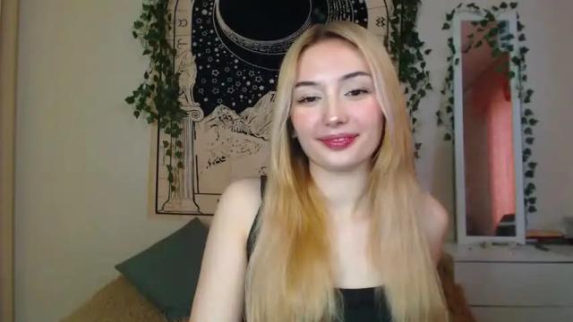 Image 8 of sweeet_baby0 Stream on Chaturbate on 14 months ago