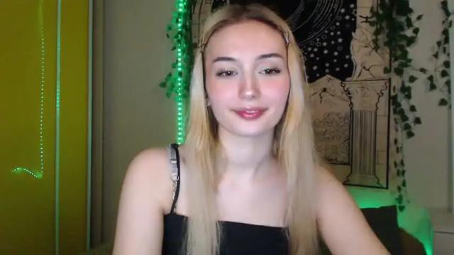 Image 7 of sweeet_baby0 Stream on Chaturbate on 13 months ago