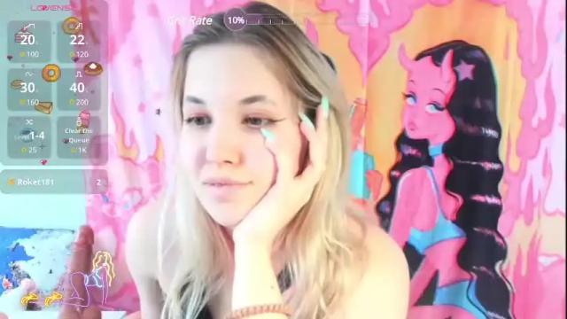 Image 3 of sweeet_bee Stream on Chaturbate on 6 months ago