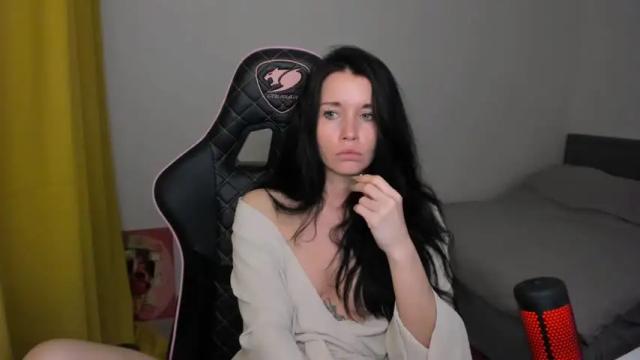 Image 3 of sweeet_may Stream on Chaturbate on 15 months ago