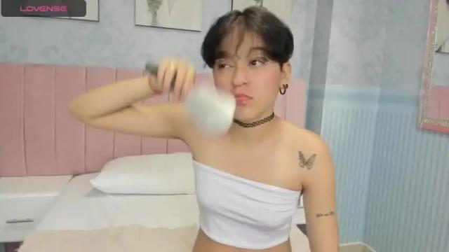 Image 3 of sweet__charm Stream on Chaturbate on 19 months ago