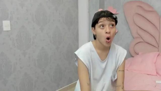 Image 4 of sweet__charm Stream on Chaturbate on 19 months ago