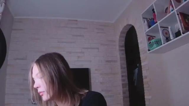 Image 11 of sweet__kitty18 Stream on Chaturbate on 19 months ago
