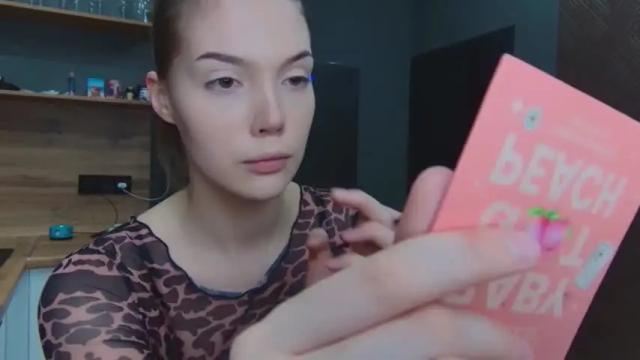 Image 2 of sweet__kitty18 Stream on Chaturbate on 13 months ago