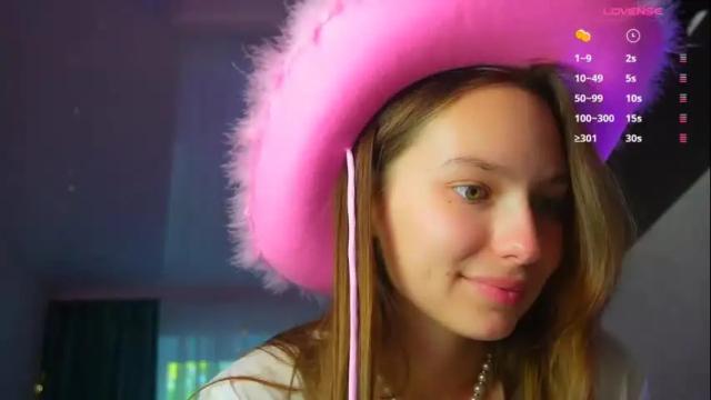 Image 2 of sweet__kitty__11 Stream on Chaturbate on 1 month ago