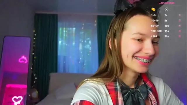 Image 7 of sweet__kitty__11 Stream on Chaturbate on 1 month ago