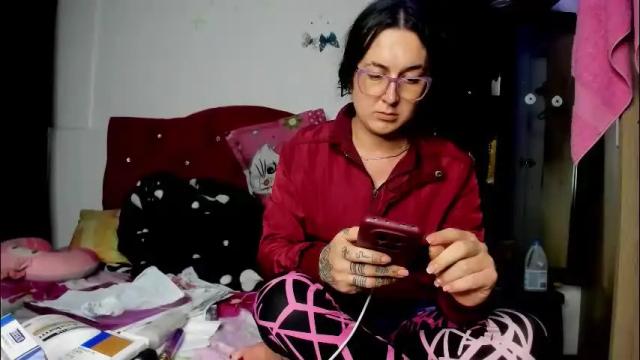 Image 4 of sweet__suck69bitch Stream on Chaturbate on 4 days ago