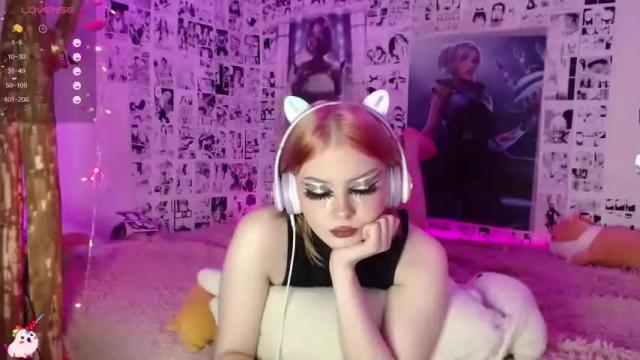 Image 8 of sweet_aimeee Stream on Chaturbate on 15 months ago
