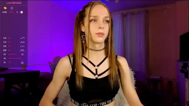 Image 7 of sweet_ali3s Stream on Chaturbate on 3 months ago