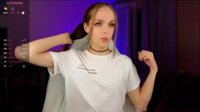 Image 2 of sweet_ali3s Stream on Chaturbate on 2 months ago