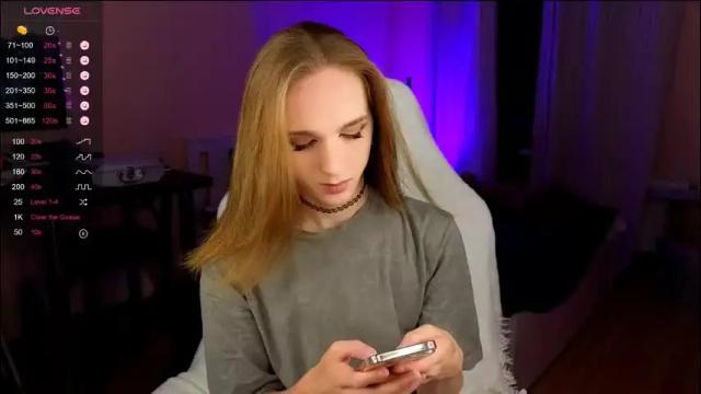 Image 2 of sweet_ali3s Stream on Chaturbate on 2 months ago