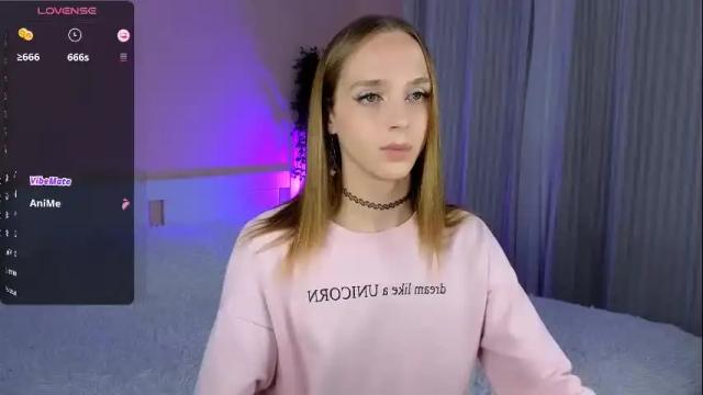 Image 2 of sweet_ali3s Stream on Chaturbate on 1 month ago