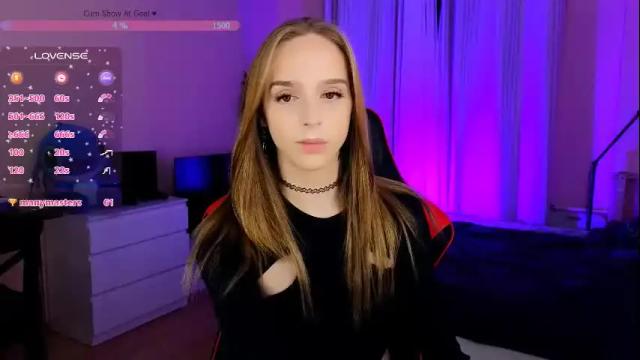 Image 12 of sweet_ali3s Stream on Chaturbate on 27 days ago