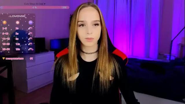 Image 8 of sweet_ali3s Stream on Chaturbate on 27 days ago
